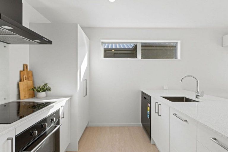 Photo of property in 14 Comer Street, Halswell, Christchurch, 8025