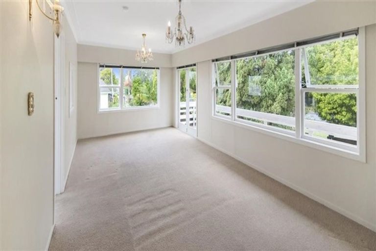 Photo of property in 80 Te Atatu Road, Te Atatu South, Auckland, 0610