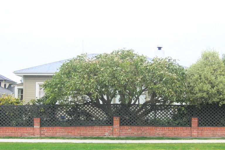 Photo of property in 25 Bowling Road, Greenmeadows, Napier, 4112