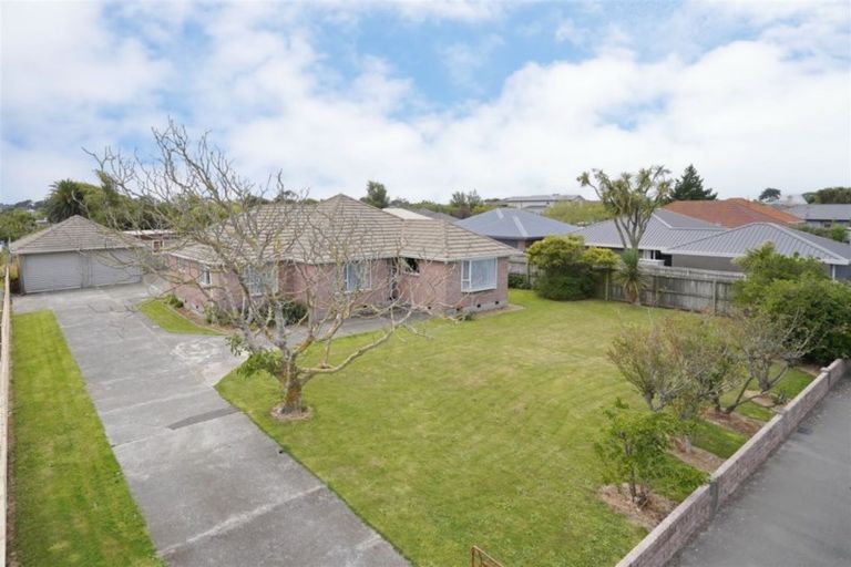 Photo of property in 92 Bridge Street, New Brighton, Christchurch, 8061