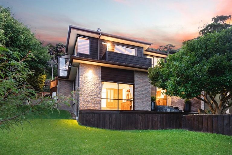 Photo of property in 3 Furneaux Grove, Whitby, Porirua, 5024