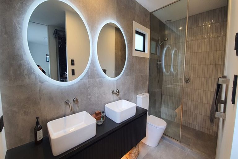 Photo of property in 66b Rame Road, Greenhithe, Auckland, 0632