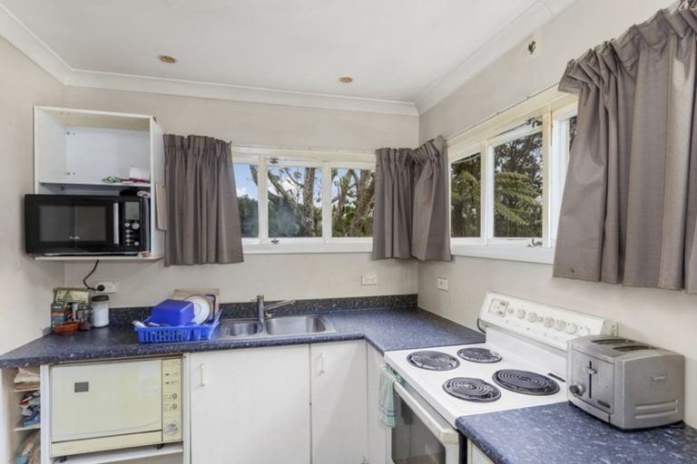 Photo of property in 144 Kamahi Street, Stokes Valley, Lower Hutt, 5019