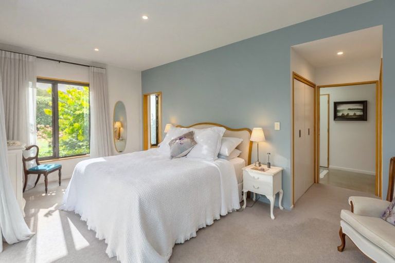 Photo of property in 68 Kuratawhiti Street, Greytown, 5712