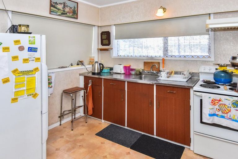 Photo of property in 1/6 Russell Road, Manurewa, Auckland, 2102