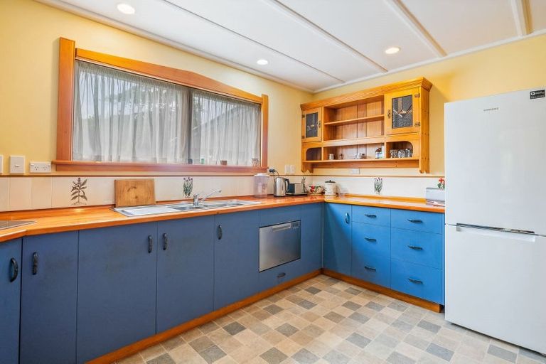 Photo of property in 154 Gear Road, Te Horo, Otaki, 5582