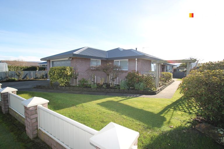 Photo of property in 84 Tyne Street, Mosgiel, 9024