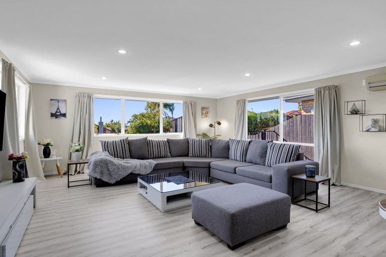 Photo of property in 6 Raddington Way, Huntington, Hamilton, 3210