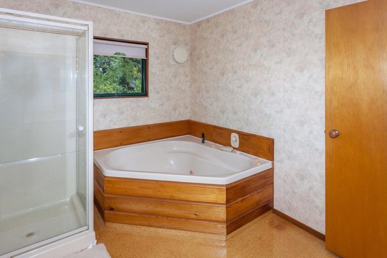 Photo of property in 44 Puriri Road, Te Kouma, Coromandel, 3581