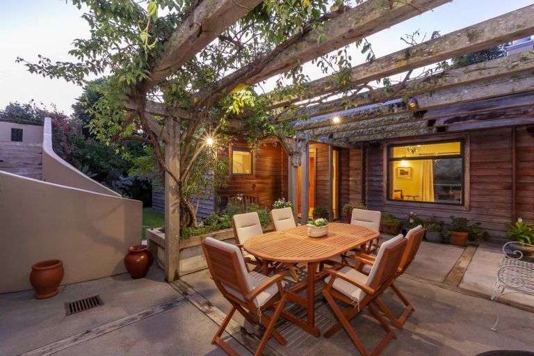 Photo of property in 111 Ngarara Road, Waikanae, 5036