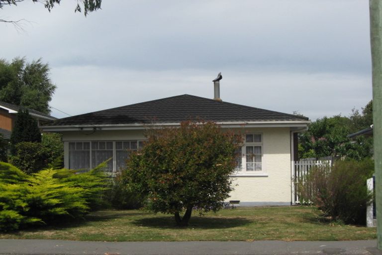 Photo of property in 32 Mcfaddens Road, St Albans, Christchurch, 8052