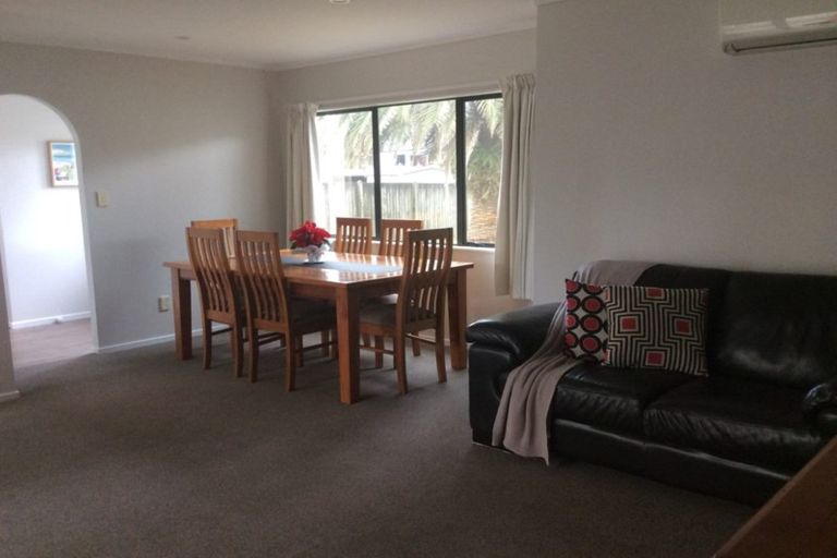 Photo of property in 7 Tokay Place, Huapai, Kumeu, 0810