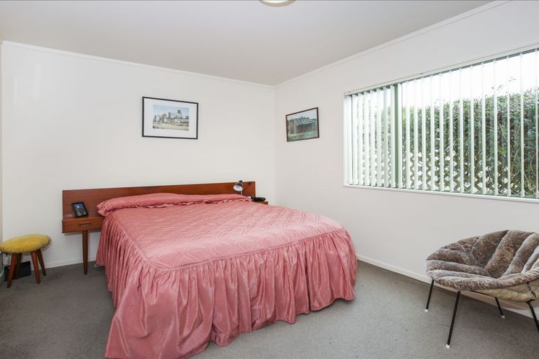 Photo of property in 29 Cobham Crescent, Kelston, Auckland, 0602