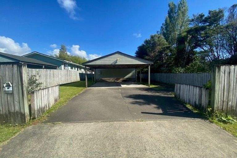 Photo of property in 33 Otanerua Road, Hatfields Beach, Orewa, 0931