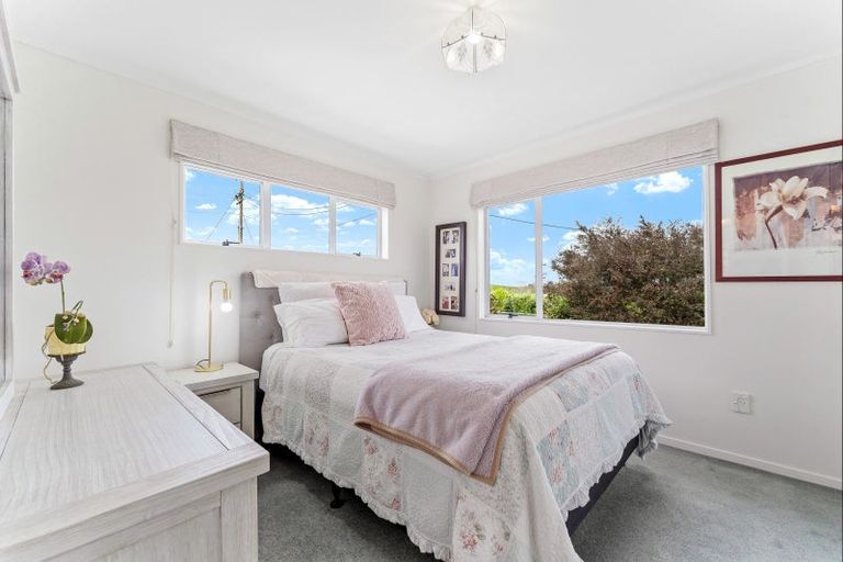 Photo of property in 2 Brigitte View, Snells Beach, 0920