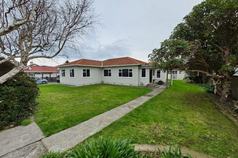 Photo of property in 13 Regent Street, Hawera, 4610
