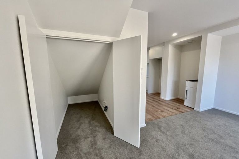 Photo of property in 6/107 Smith Street, Woolston, 8062