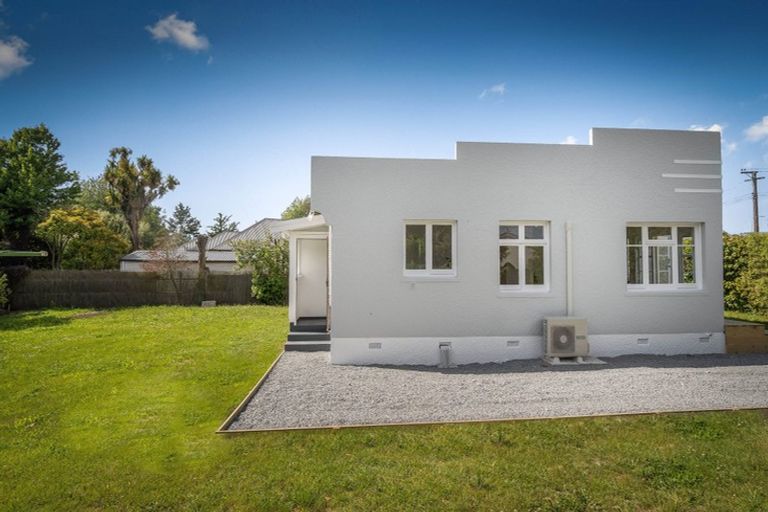 Photo of property in 10 Mcfaddens Road, St Albans, Christchurch, 8052