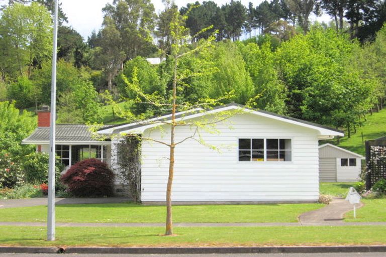 Photo of property in 16 Sunvale Crescent, Whataupoko, Gisborne, 4010