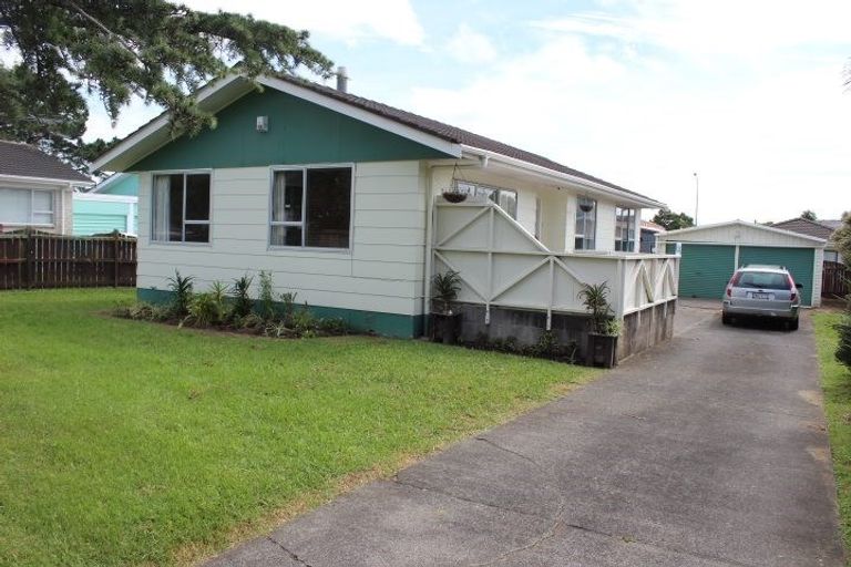 Photo of property in 13 Cranberry Place, Bucklands Beach, Auckland, 2012