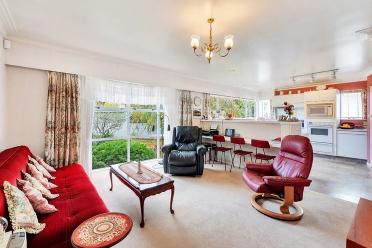 Photo of property in 5 Holden Place, Manukau, Auckland, 2025