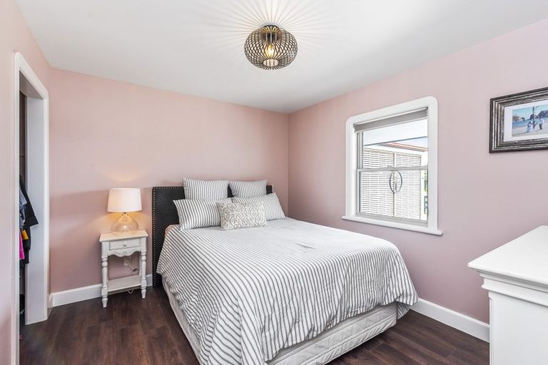 Photo of property in 225 Te Horo Hautere Cross Road, Hautere, Otaki, 5582