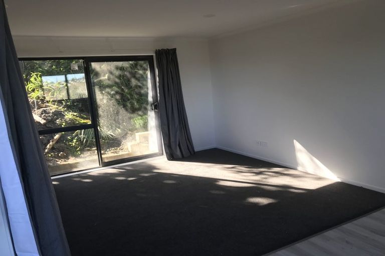 Photo of property in 38 Tree View Avenue, Glenfield, Auckland, 0629