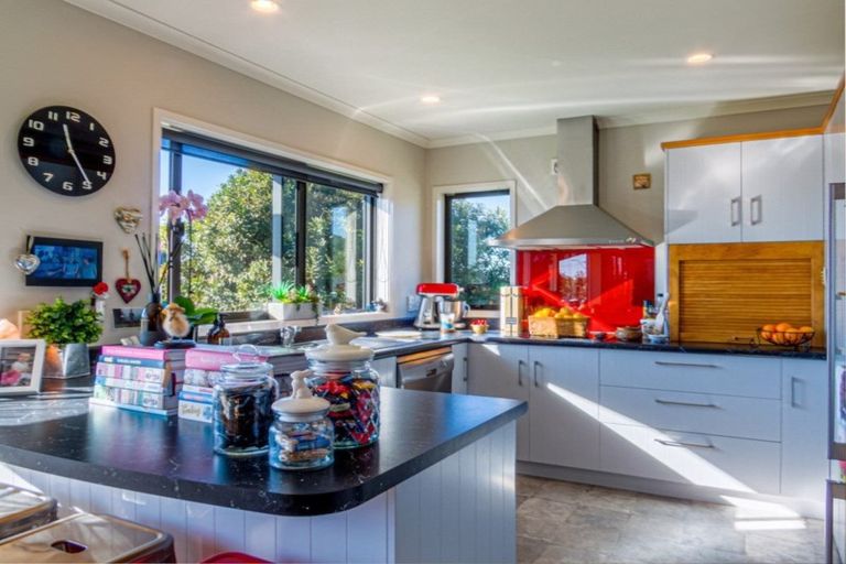 Photo of property in 9 Pakeha Street, Matata, Whakatane, 3194