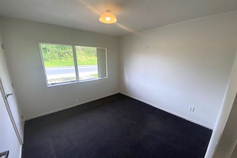 Photo of property in 35 Raumati Road, Raumati Beach, Paraparaumu, 5032