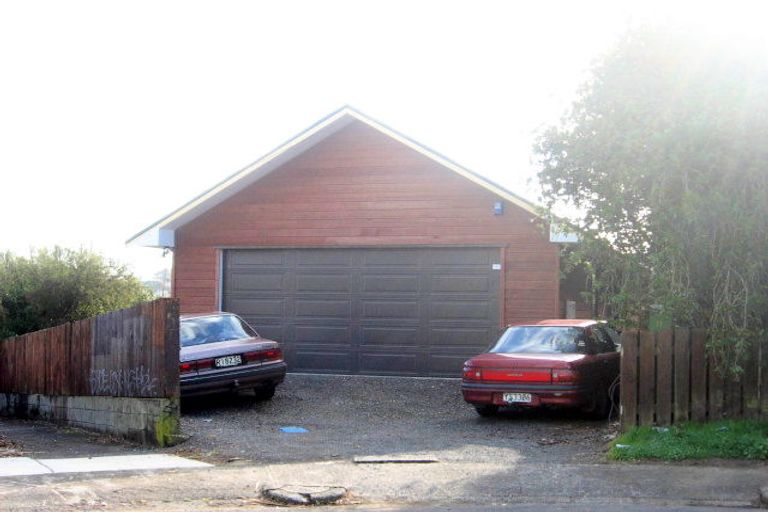 Photo of property in 11 Tui Crescent, Manurewa, Auckland, 2102