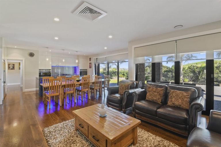 Photo of property in 21 Imperial Place, Flat Bush, Auckland, 2019