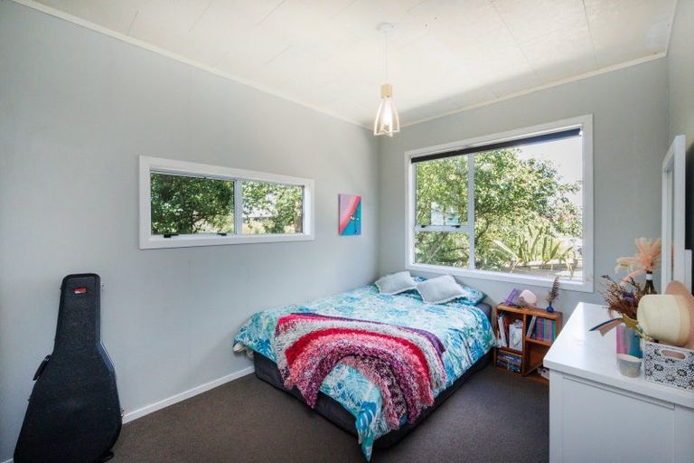 Photo of property in 8a Kaimanawa Street, Kelvin Grove, Palmerston North, 4414
