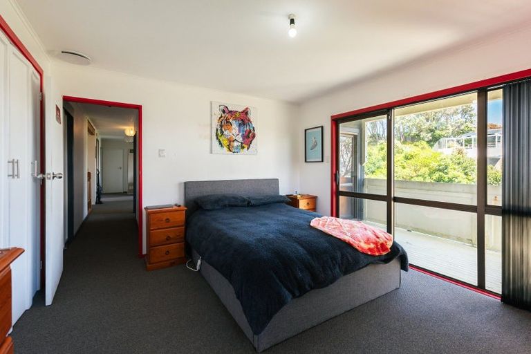 Photo of property in 103a Tannadyce Street, Strathmore Park, Wellington, 6022