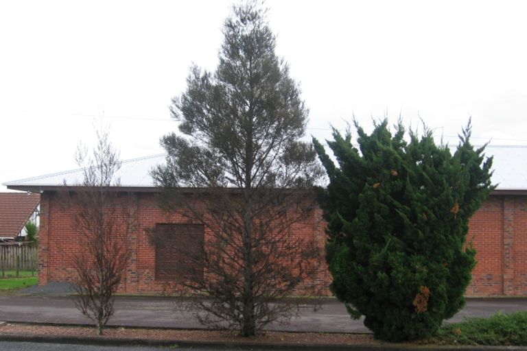 Photo of property in 1 Duke Street, Papakura, 2110