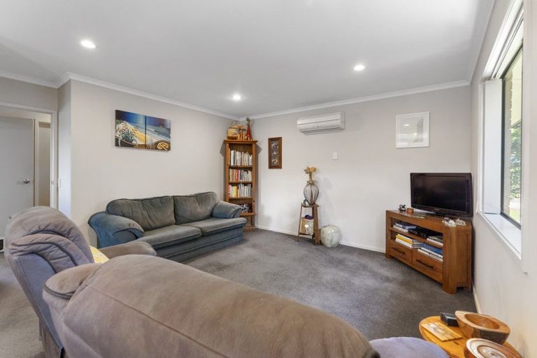 Photo of property in 1a Alexander Place, Otaki, 5512