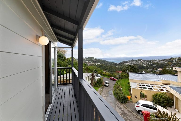 Photo of property in 4b Sarah Way, Crofton Downs, Wellington, 6035