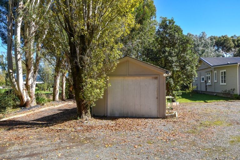Photo of property in 45 Moroa Road, Tauwharenikau, 5771