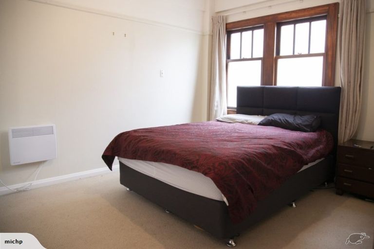 Photo of property in Zena Court, 6/11 Dufferin Street, Mount Victoria, Wellington, 6021