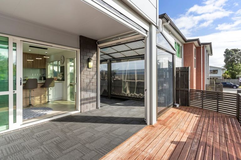 Photo of property in 34a Mcinnes Road, Weymouth, Auckland, 2103