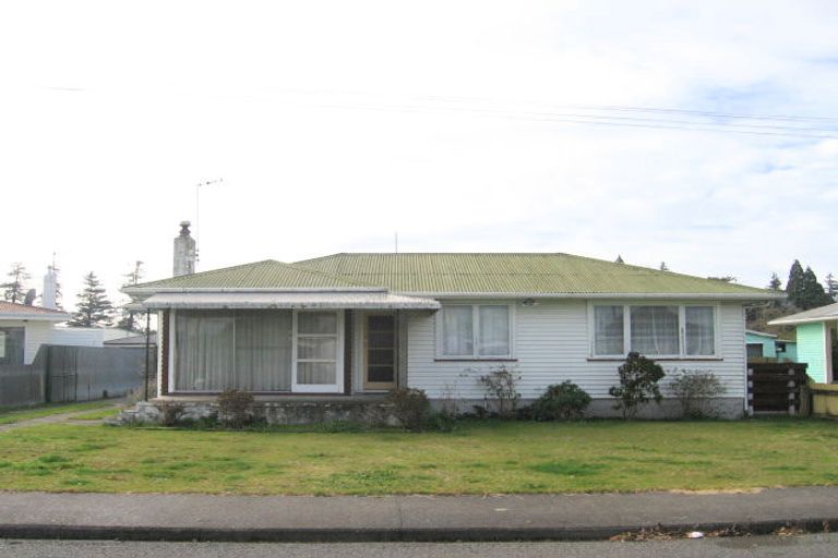 Photo of property in 122 Harlech Street, Mayfair, Hastings, 4122