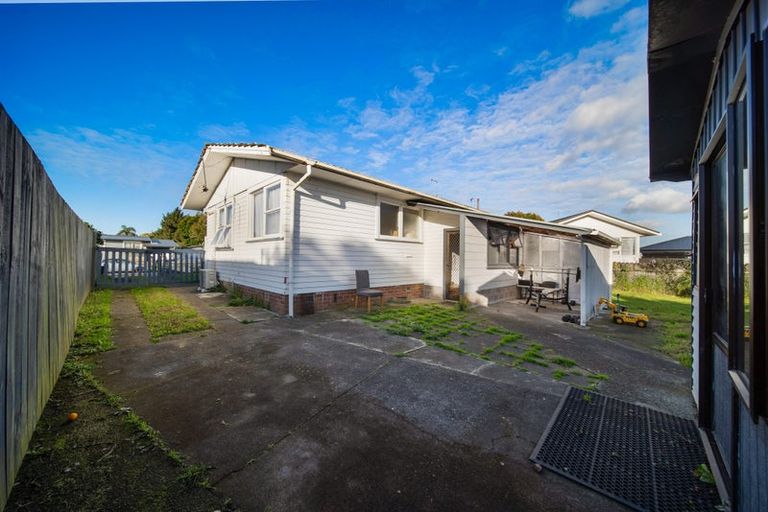 Photo of property in 24 Winsford Street, Manurewa, Auckland, 2102