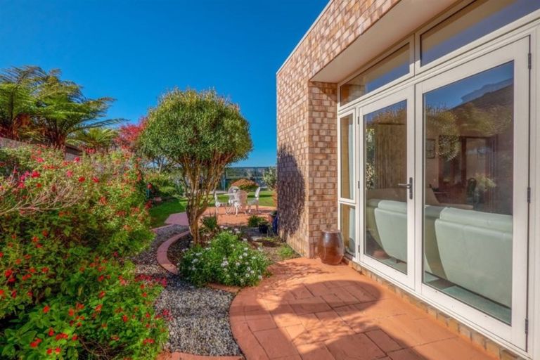 Photo of property in 53 Forest Drive, Parklands, Christchurch, 8083