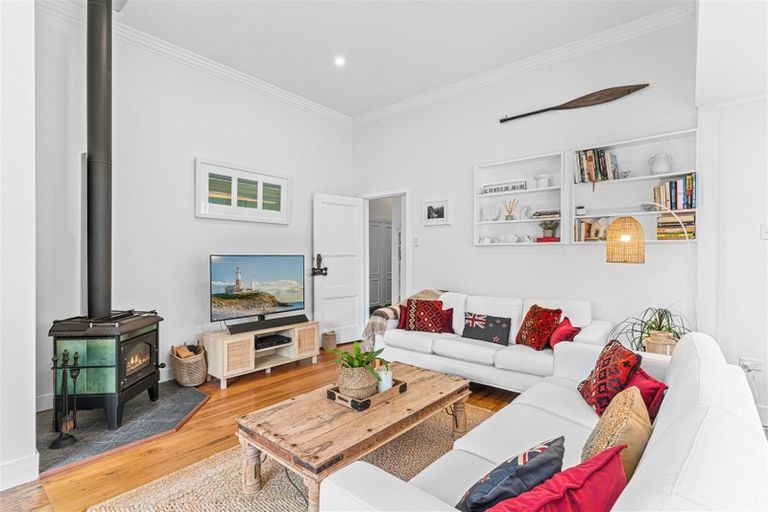 Photo of property in Wainikau, 31 Olive Grove, Mangawhai, 0573