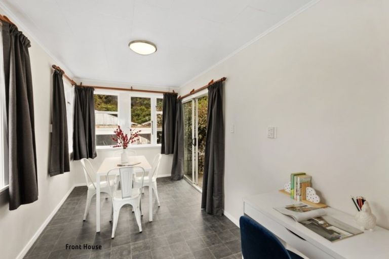 Photo of property in 43 Fleet Street, Naenae, Lower Hutt, 5011