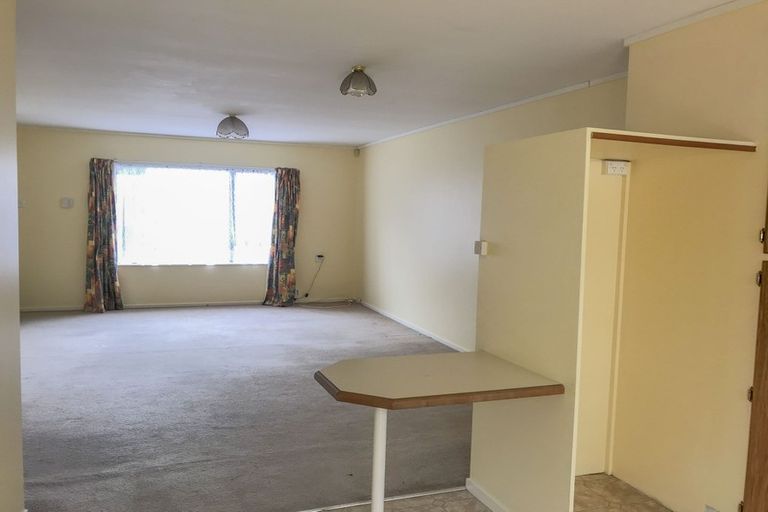 Photo of property in 46 Guadeloupe Crescent, Grenada Village, Wellington, 6037