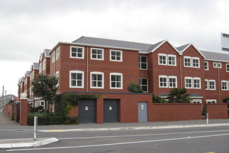 Photo of property in Rita Angus Retirement Village, 22/66c Coutts Street, Kilbirnie, Wellington, 6022