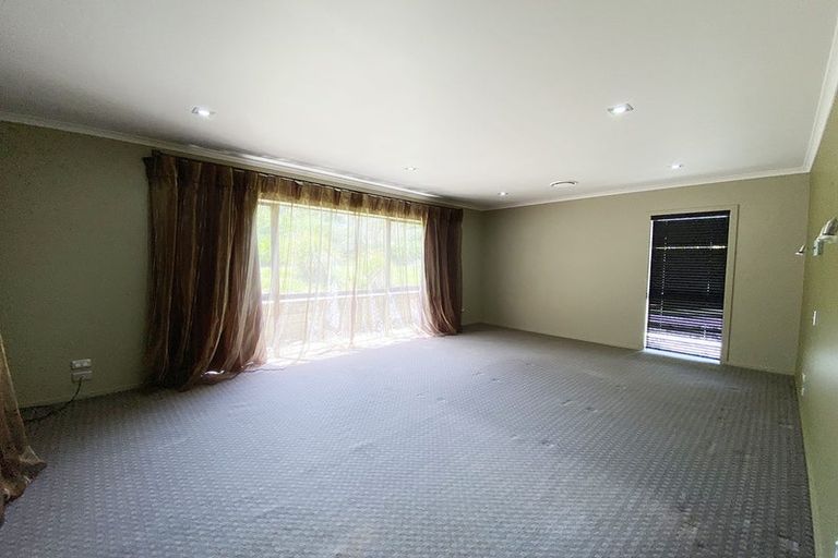 Photo of property in 67 Old Barn Road, Opaheke, Papakura, 2584