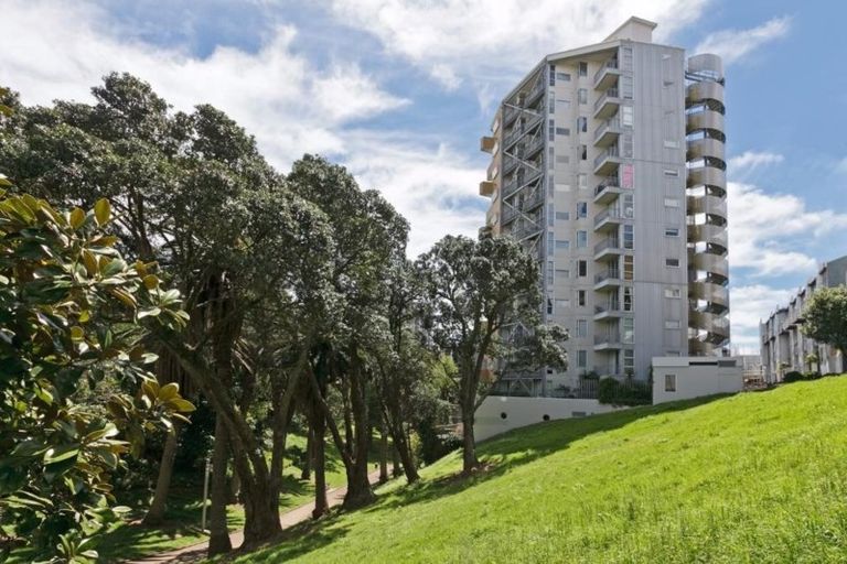 Photo of property in Scotia Tower Apartments, 2f/8 Scotia Place, Auckland Central, Auckland, 1010