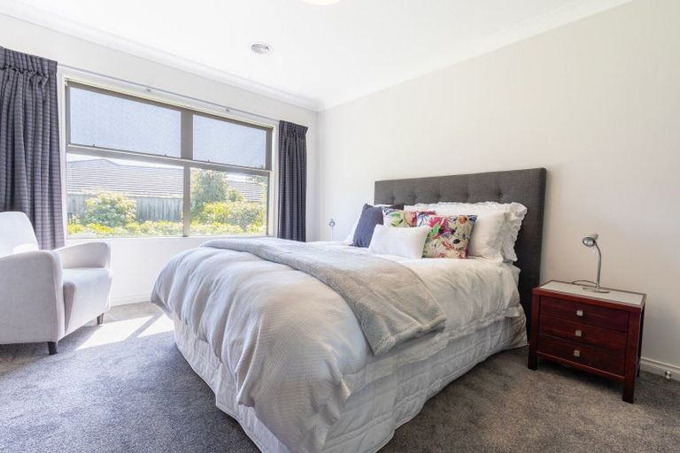 Photo of property in 3 Roydon Lane, Paraparaumu, 5032