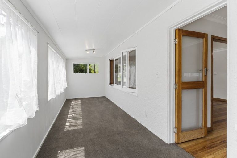Photo of property in 311 Rahui Road, Otaki, 5583